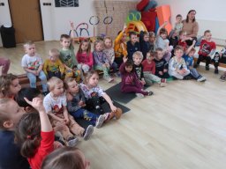Den s knihou
