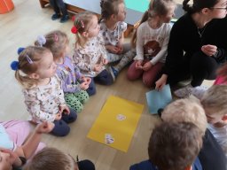 Den s knihou
