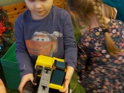 Ježíšek naděluje