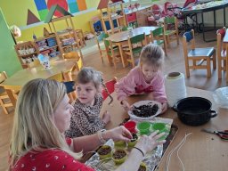 Pomáháme ptáčkům