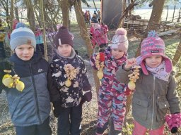 Pomáháme ptáčkům