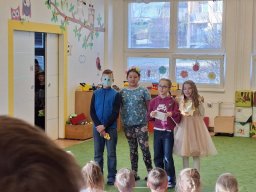 Celé Česko čte dětem - 4.A